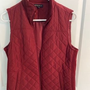Red Quilted Zip up Vest, Size Small